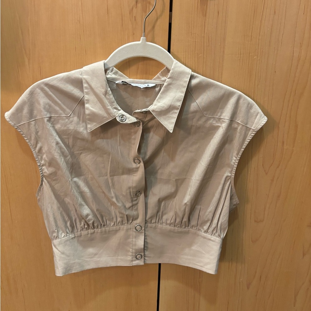 Zara Collared Tan Women's Button-Up Crop